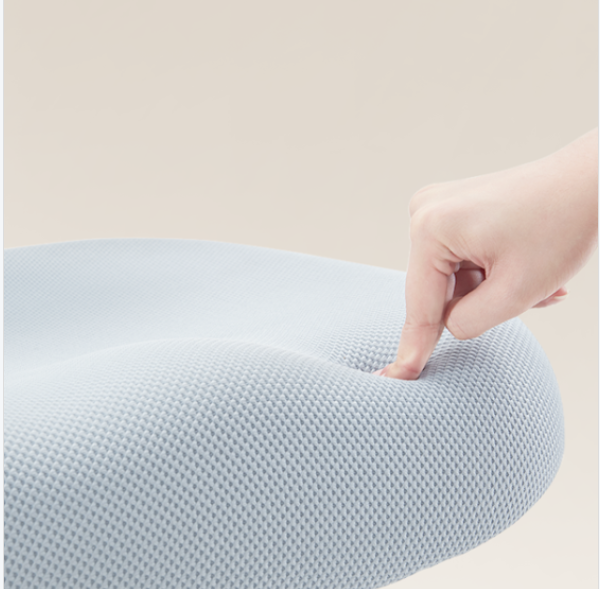 V7 Kids Desk Chair Ergonomic Design with Footrest, Height Adjustable Seat, Comfortable Study Chair for Student and Children